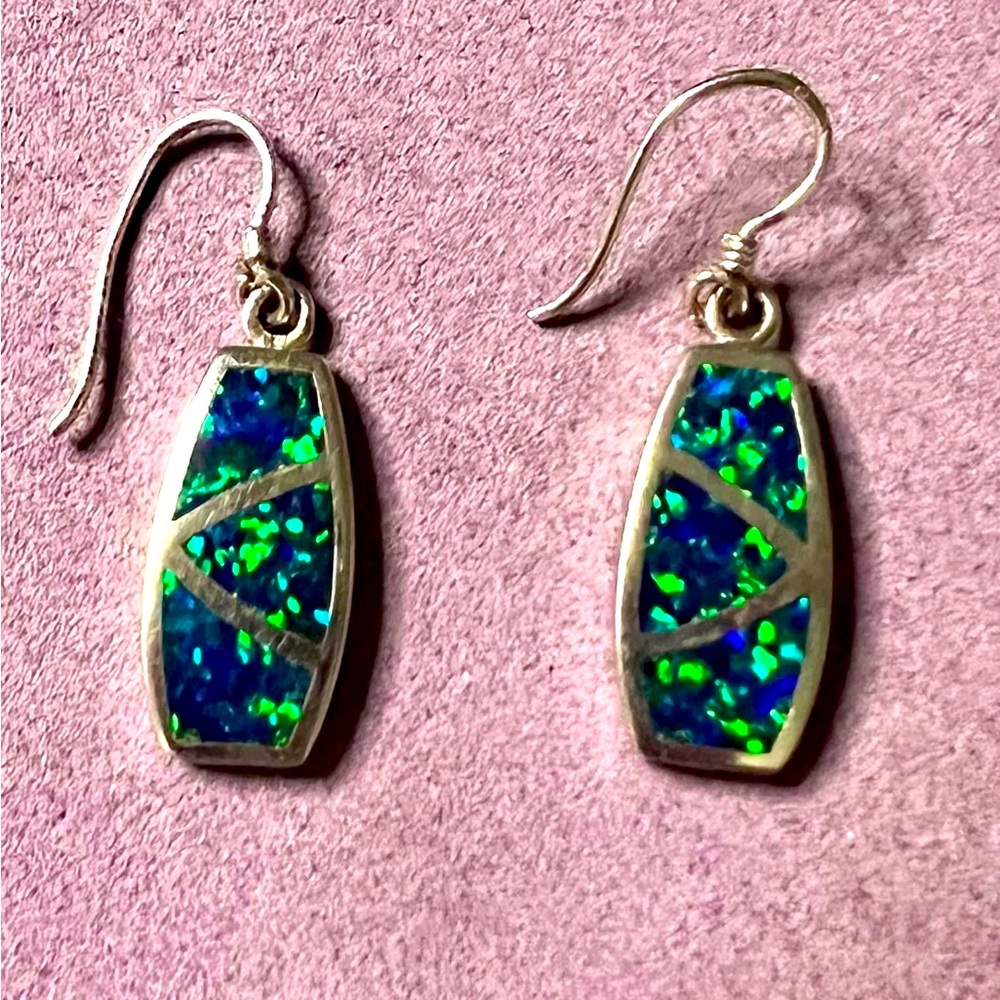 *SOLD LOCALLY* Vintage Sterling Silver Opal Inlay Dangle Earrings